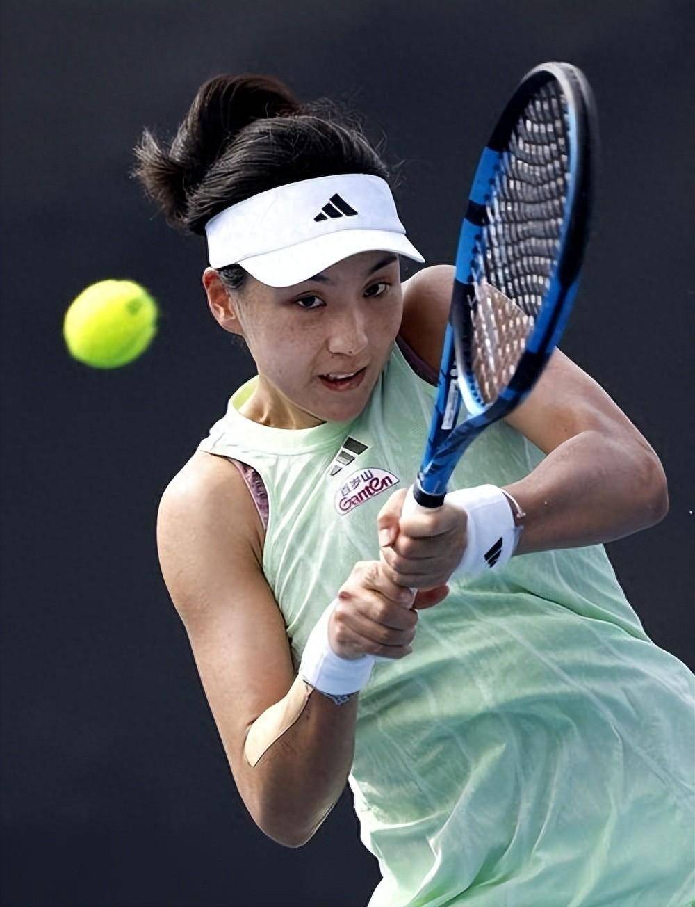 借助烟雾或 借助烟雾或