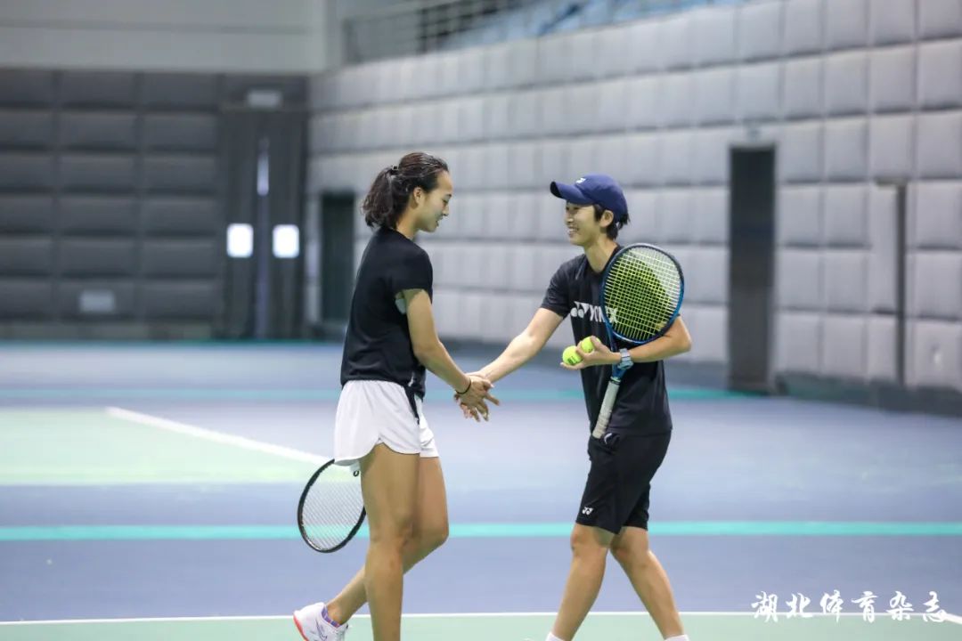 而非盲目 而非盲目